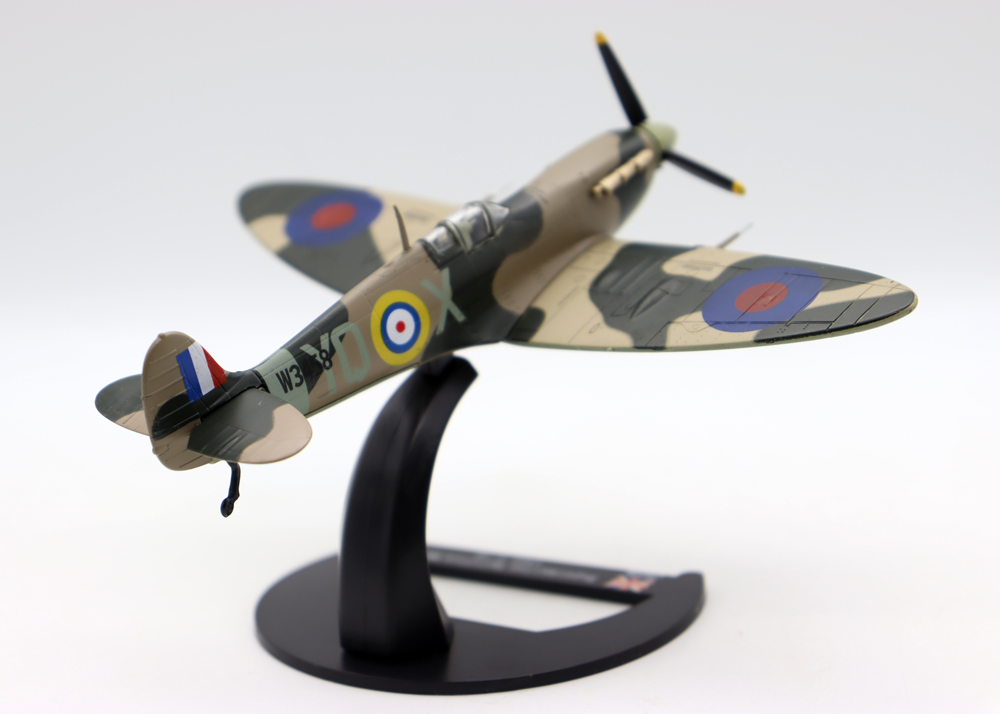 Supermarine Spitfire Mk Vb 1/7 - Model Kit Spitfire reseña y precio