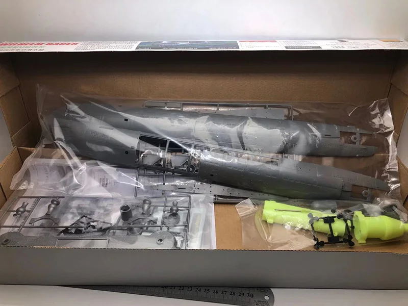 MiniHobby-submarino alemán U d - Model Kit Battleship reseña y precio