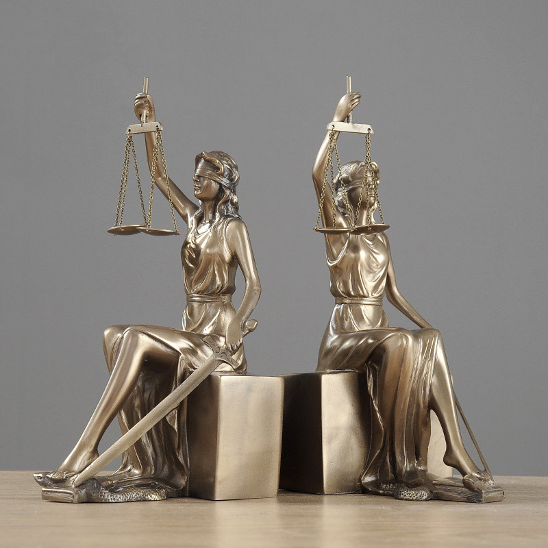 Estatua de la Justicia de la S - Model Kit Judge reseña y precio