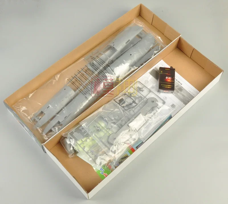 MINIHOBBY 1/144 buque de guerr - Model Kit Battleship reseña y precio