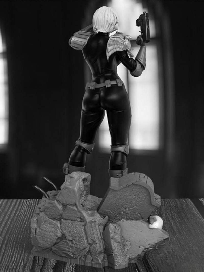 Figura de resina Cassandra And - Model Kit Judge reseña y precio