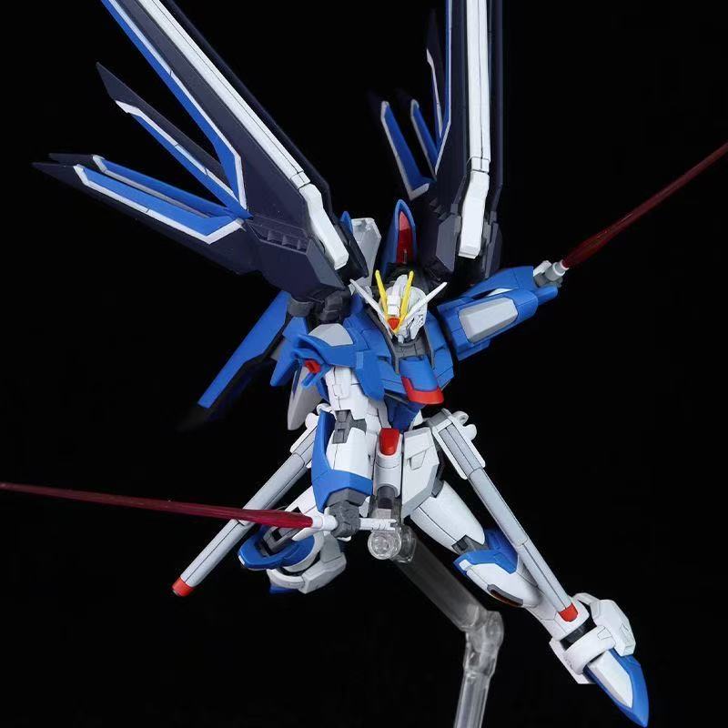 HG STTS-909 Rising Freedom Gun - Model Kit Robot reseña y precio